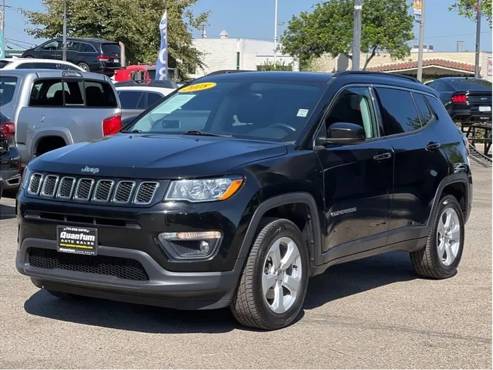 GRAY, 2018 JEEP COMPASS Image 1