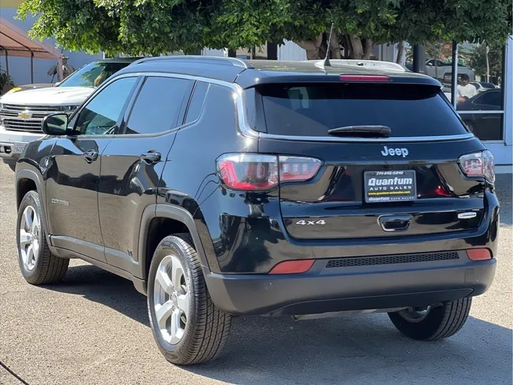 GRAY, 2018 JEEP COMPASS Image 3