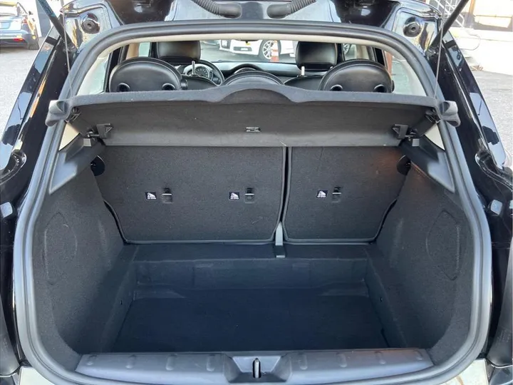 BLACK, 2021 MINI HARDTOP 4 DOOR Image 10