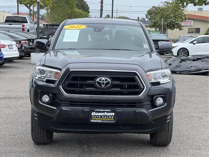 GRAY, 2022 TOYOTA TACOMA DOUBLE CAB Image 8