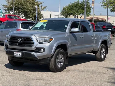 SILVER, 2017 TOYOTA TACOMA DOUBLE CAB Image 