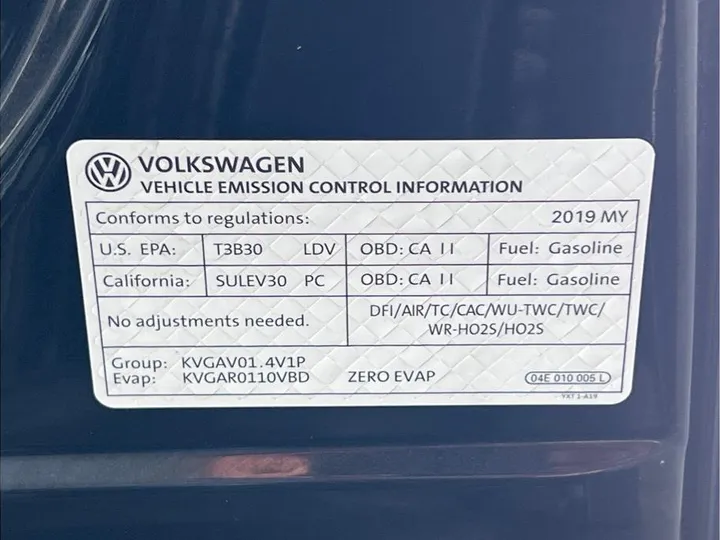 BLACK, 2019 VOLKSWAGEN GOLF SPORTWAGEN Image 18