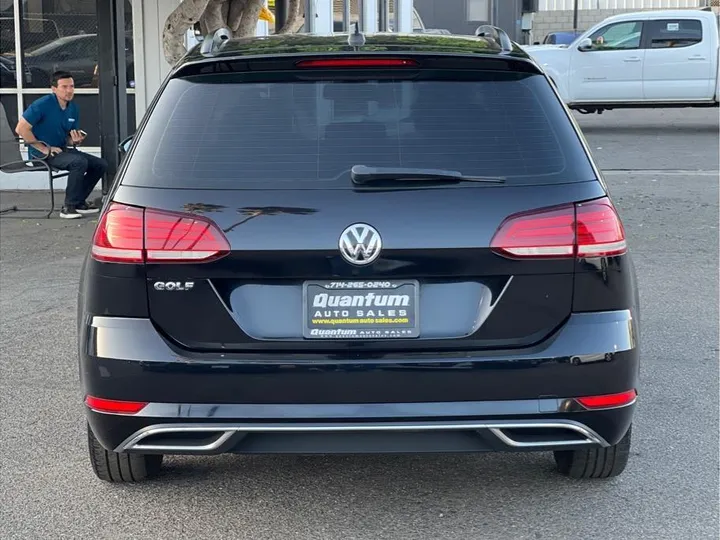 BLACK, 2019 VOLKSWAGEN GOLF SPORTWAGEN Image 4