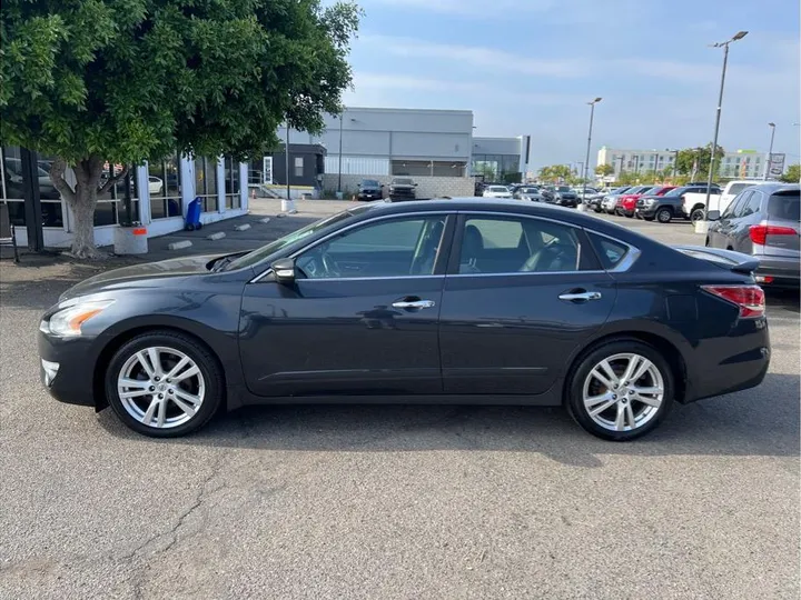 BLACK, 2014 NISSAN ALTIMA Image 2