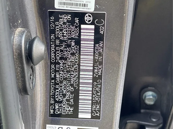 GRAY, 2017 TOYOTA PRIUS V Image 19