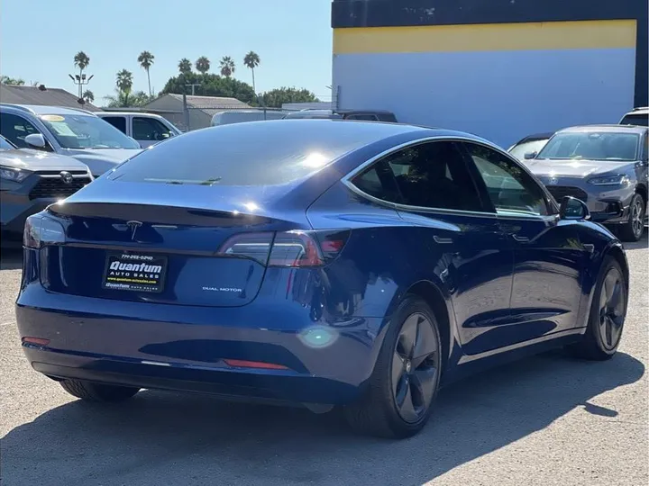 BLUE, 2019 TESLA MODEL 3 Image 5