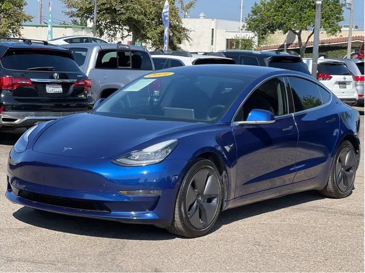 BLUE, 2019 TESLA MODEL 3 Image 1