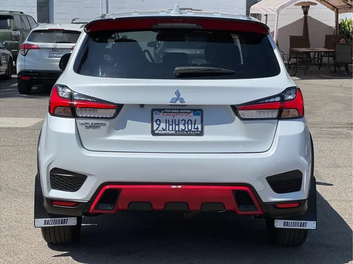 WHITE, 2023 MITSUBISHI OUTLANDER SPORT Image 4