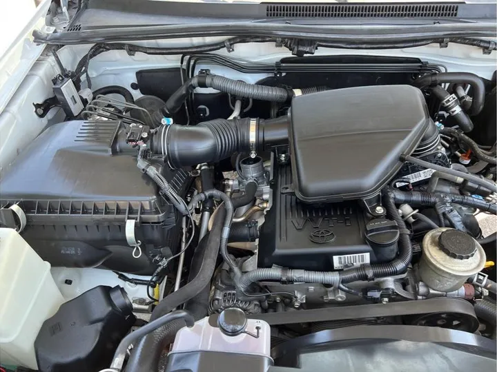 WHITE, 2015 TOYOTA TACOMA DOUBLE CAB Image 20