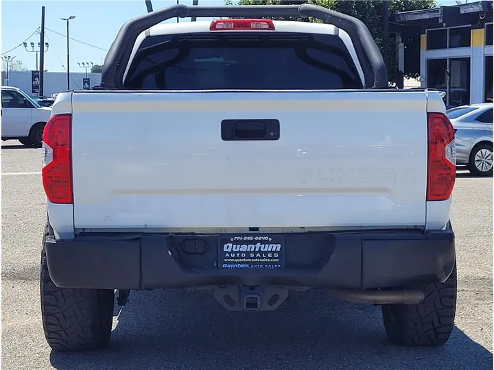 WHITE, 2016 TOYOTA TUNDRA DOUBLE CAB Image 4