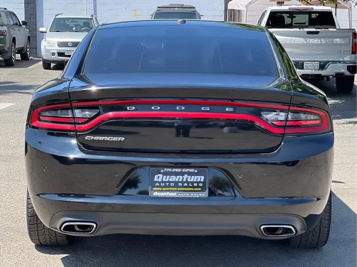 BLACK, 2015 DODGE CHARGER Image 4