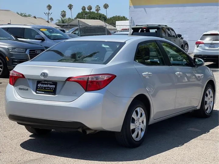 SILVER, 2019 TOYOTA COROLLA Image 5