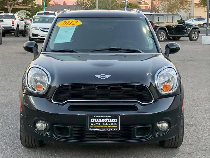 BLACK, 2012 MINI COUNTRYMAN Image 8