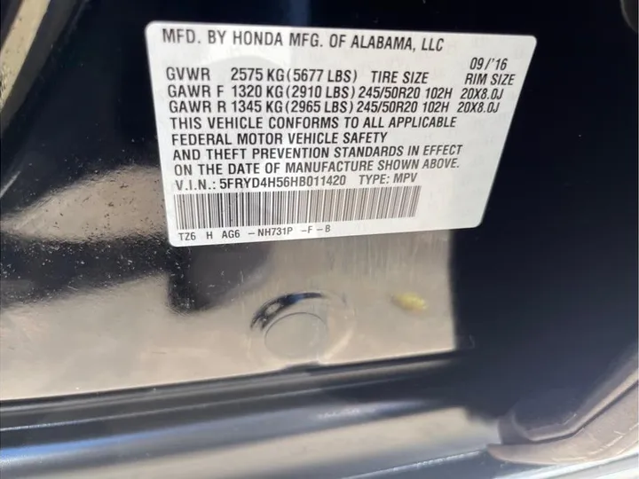 BLACK, 2017 ACURA MDX Image 23