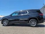 BLACK, 2023 CHEVROLET TRAVERSE Thumnail Image 2