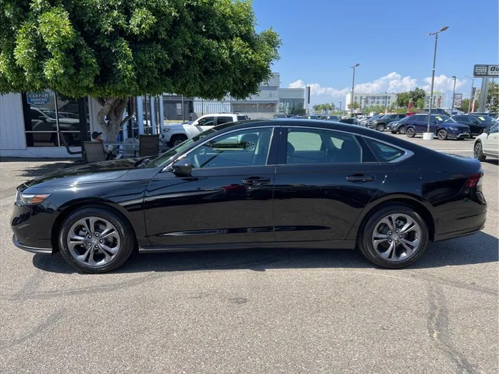 BLACK, 2023 HONDA ACCORD Image 2