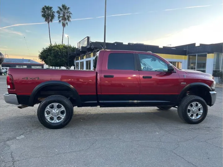 MAROON, 2013 RAM 2500 CREW CAB Image 6