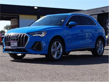 BLUE, 2019 AUDI Q3 Image 23