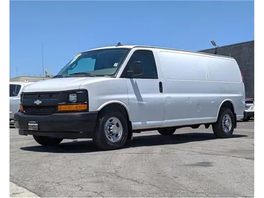 WHITE, 2017 CHEVROLET EXPRESS 3500 CARGO Image 13