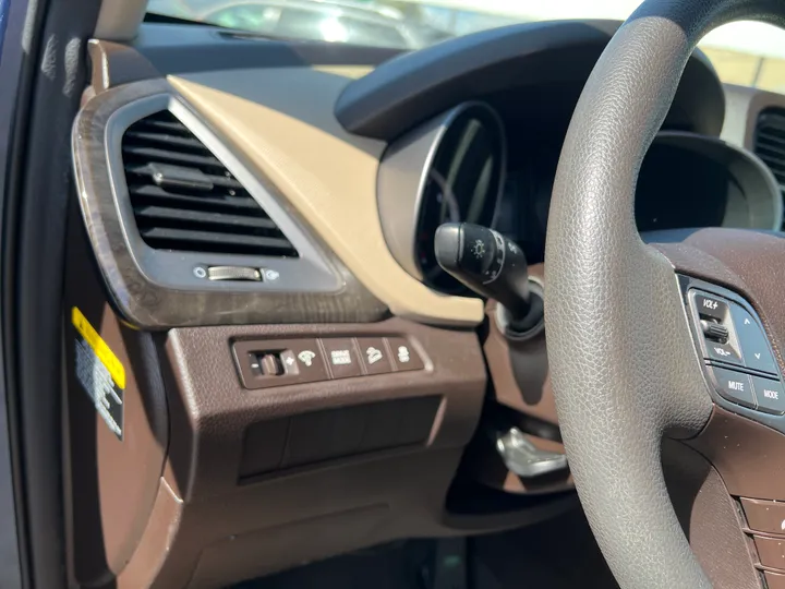 BLUE, 2018 HYUNDAI SANTA FE SPORT Image 15