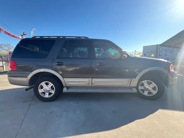 2006 FORD EXPEDITION Image 4