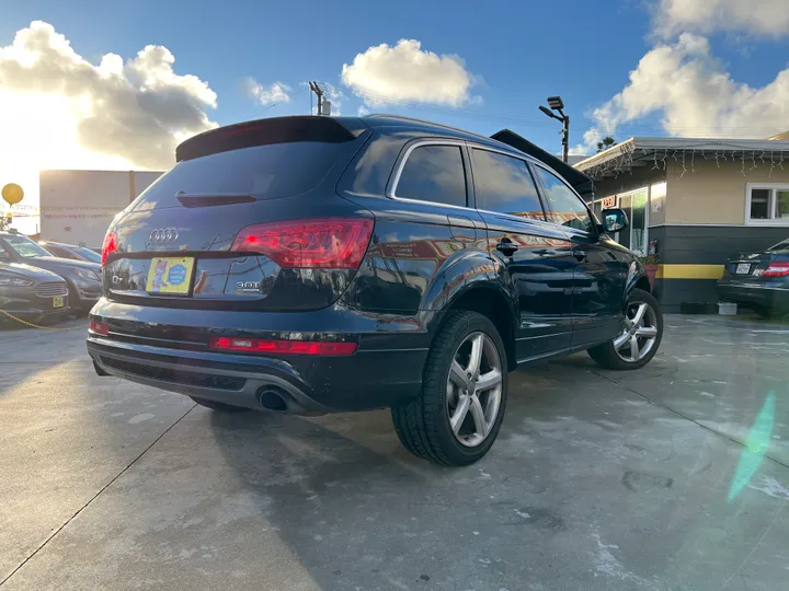 Black, 2014 AUDI Q7 Image 5