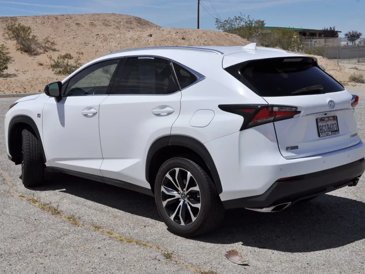 WHITE, 2017 LEXUS NX Image 5