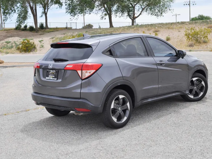 2018 HONDA HR-V Image 7