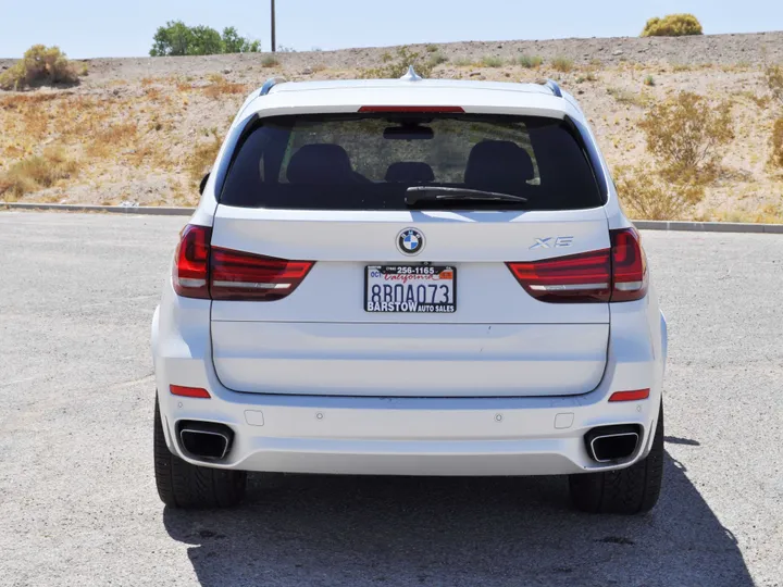 WHITE, 2015 BMW X5 Image 6