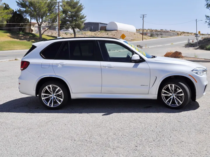 WHITE, 2015 BMW X5 Image 8