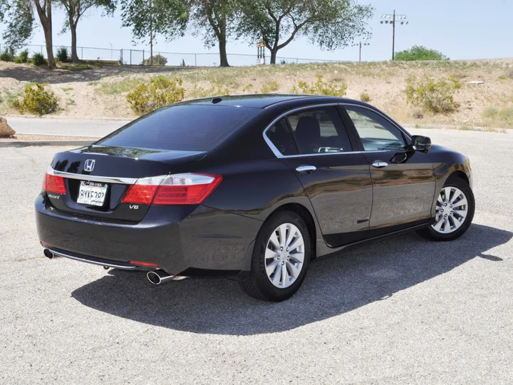 BLACK, 2015 HONDA ACCORD Image 7