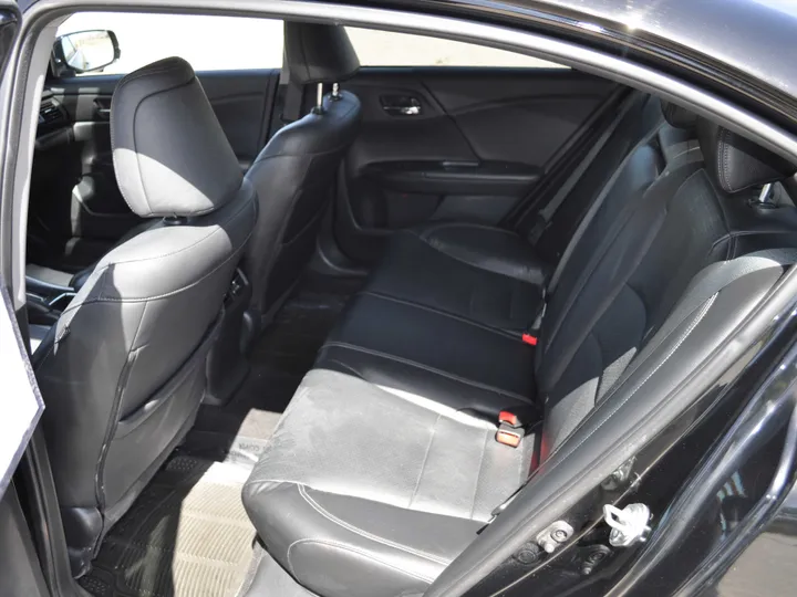 BLACK, 2015 HONDA ACCORD Image 25