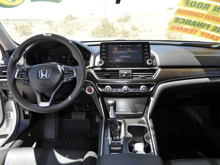 WHITE, 2020 HONDA ACCORD Image 20