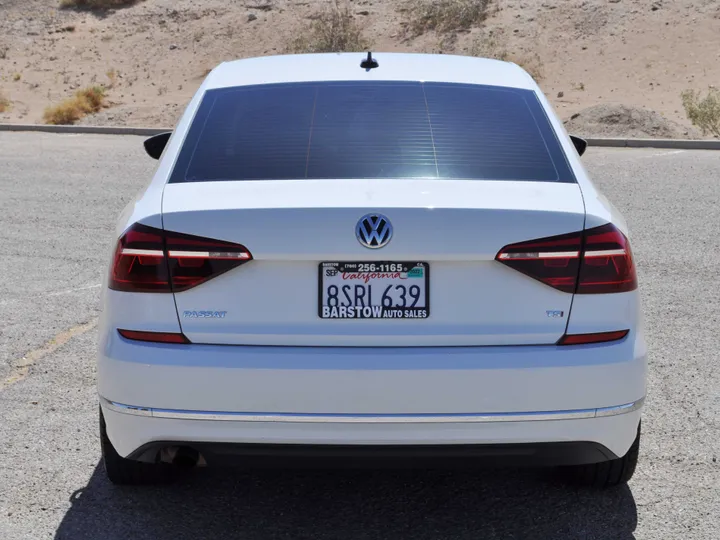 WHITE, 2019 VOLKSWAGEN PASSAT Image 6