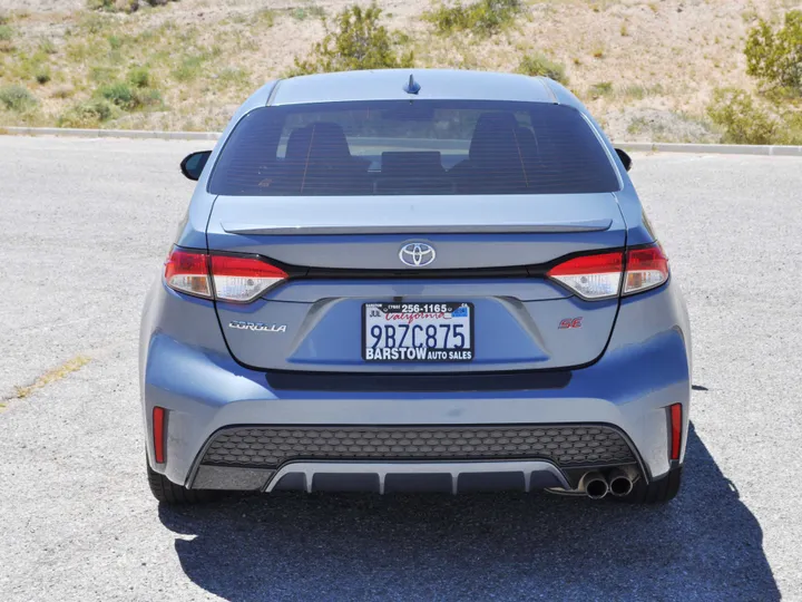 GRAY, 2020 TOYOTA COROLLA Image 6