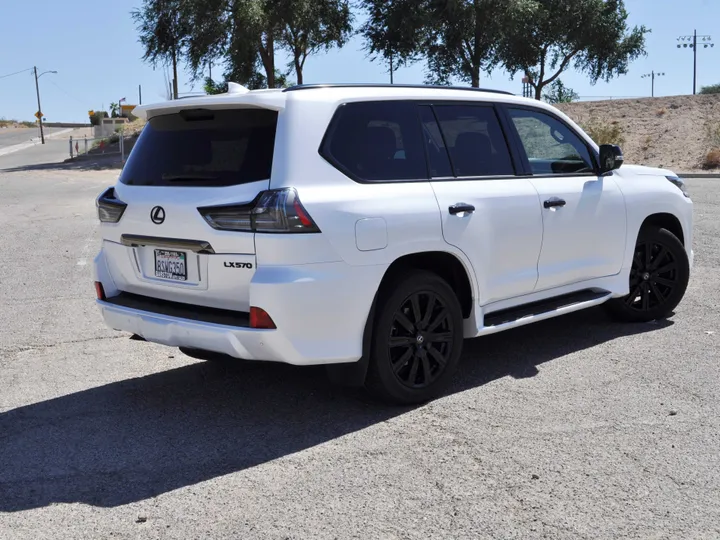 WHITE, 2021 LEXUS LX Image 7