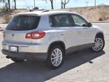 WHITE GOLD METALLIC, 2011 VOLKSWAGEN TIGUAN Thumnail Image 7