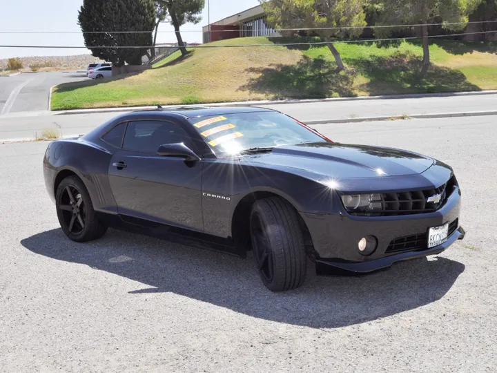 BLACK, 2011 CHEVROLET CAMARO Image 9