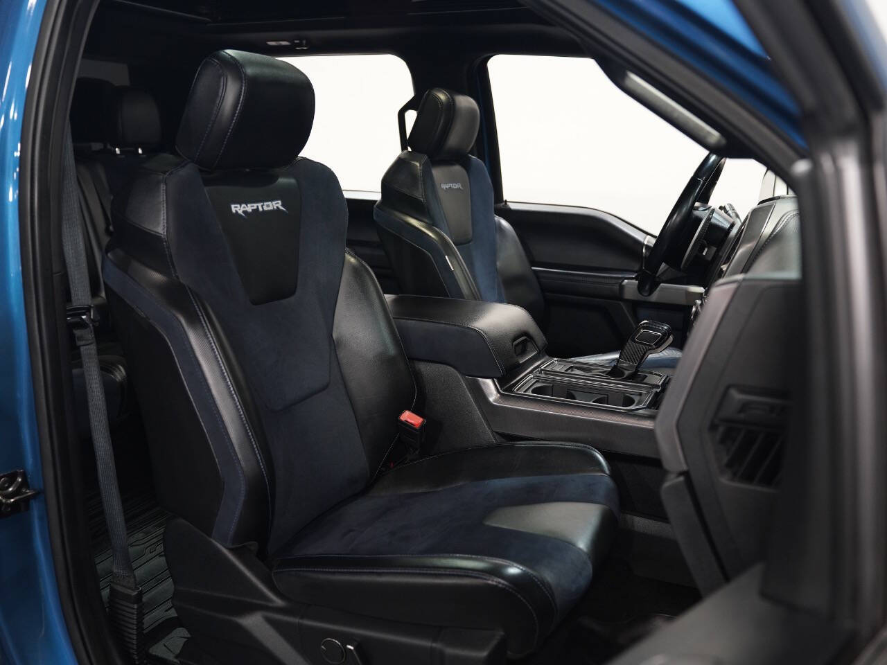 FORD PERFORMANCE BLUE, 2019 FORD F150 SUPERCREW CAB Image 40