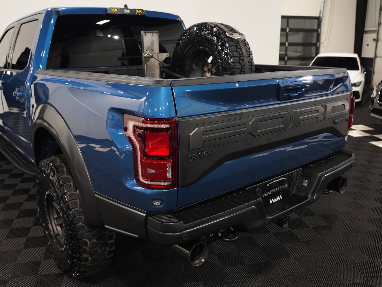 FORD PERFORMANCE BLUE, 2019 FORD F150 SUPERCREW CAB Image 22