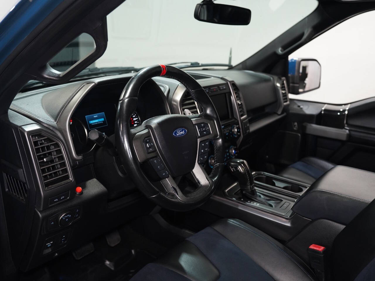 FORD PERFORMANCE BLUE, 2019 FORD F150 SUPERCREW CAB Image 39