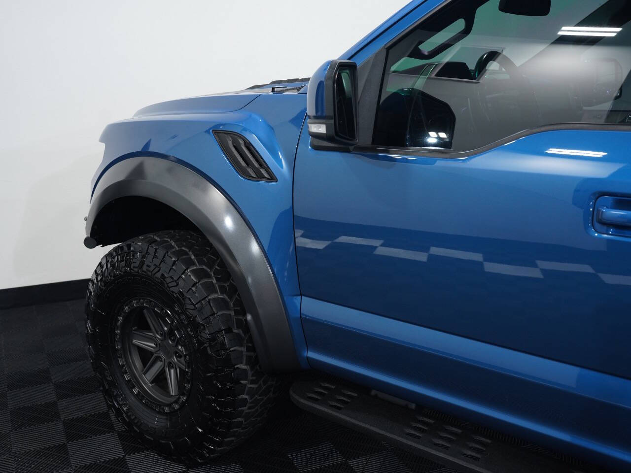 FORD PERFORMANCE BLUE, 2019 FORD F150 SUPERCREW CAB Image 23