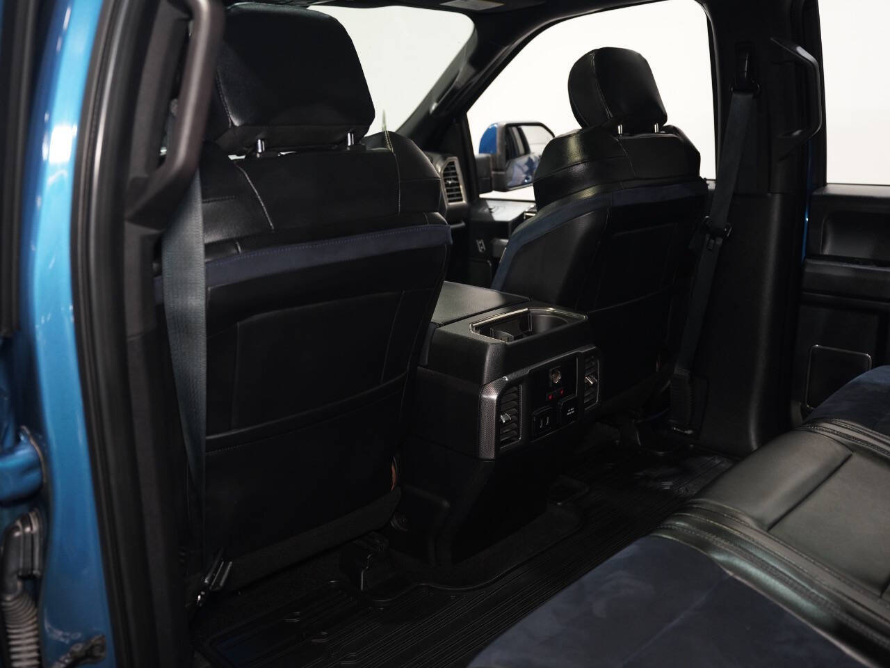 FORD PERFORMANCE BLUE, 2019 FORD F150 SUPERCREW CAB Image 46