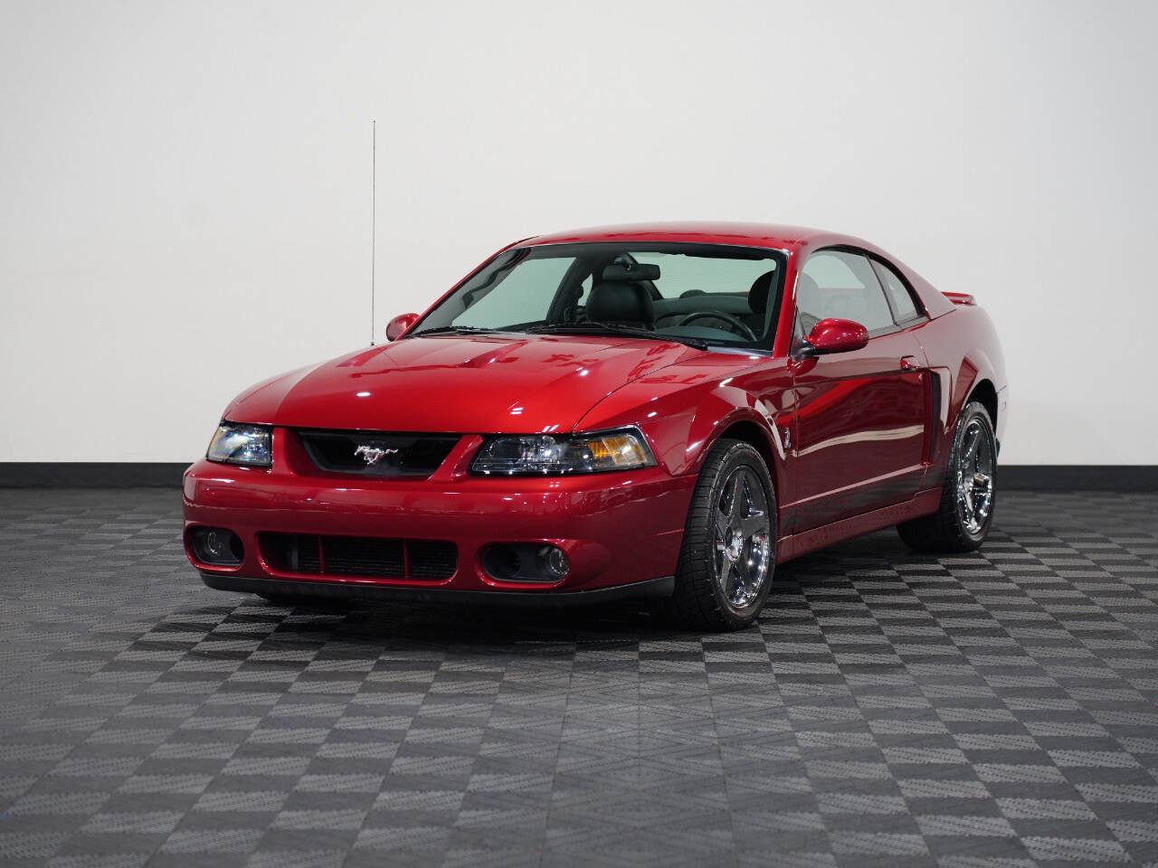 REDFIRE METALLIC, 2004 FORD MUSTANG Image 3