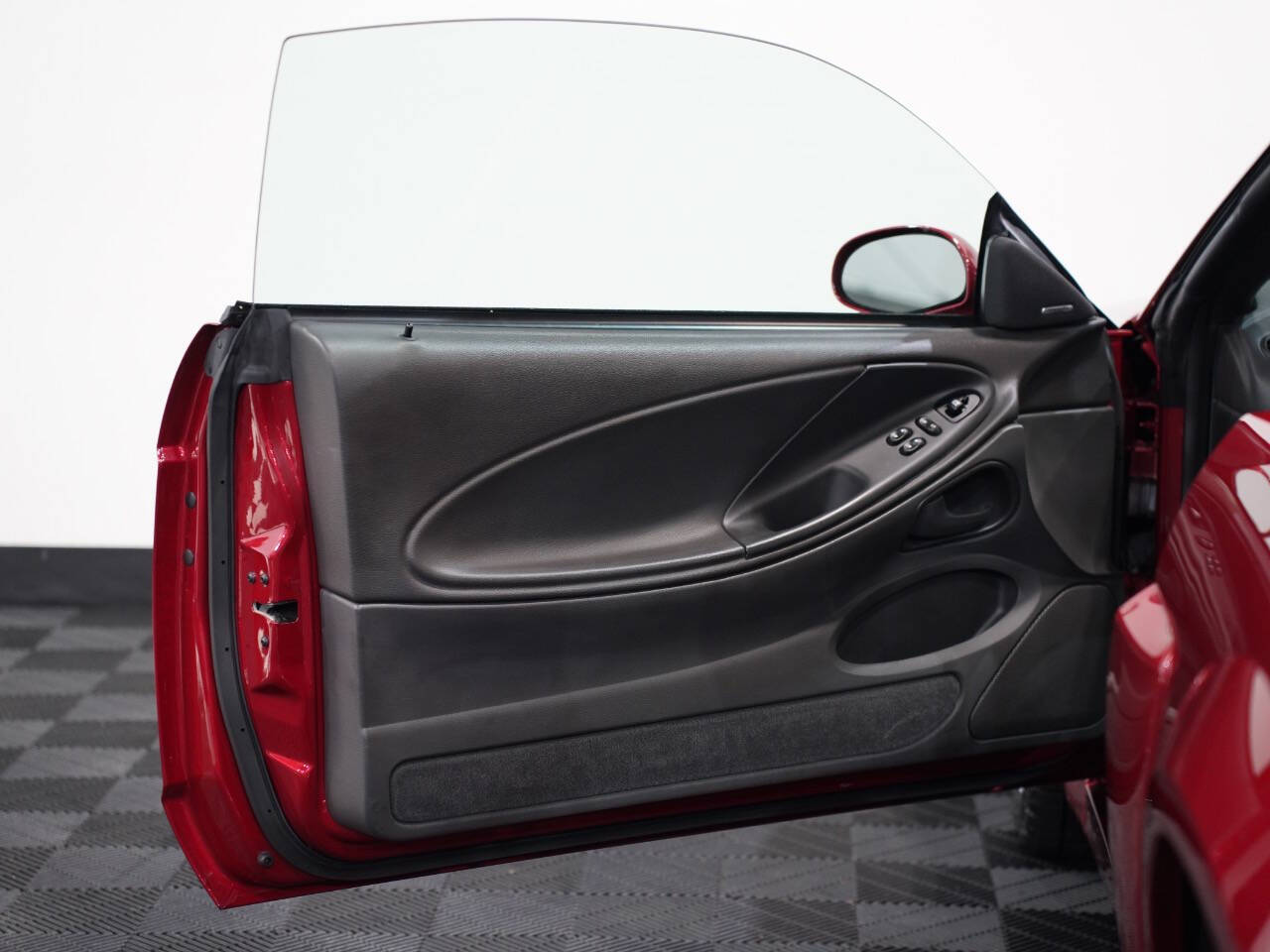 REDFIRE METALLIC, 2004 FORD MUSTANG Image 22