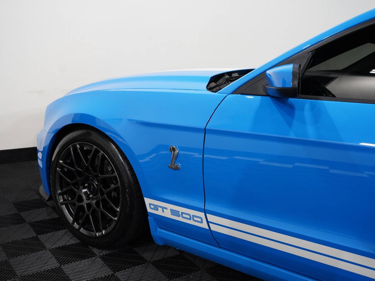 GRABBER BLUE, 2013 FORD MUSTANG Image 22