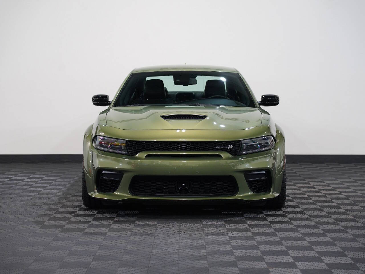 F8 GREEN, 2023 DODGE CHARGER Image 4