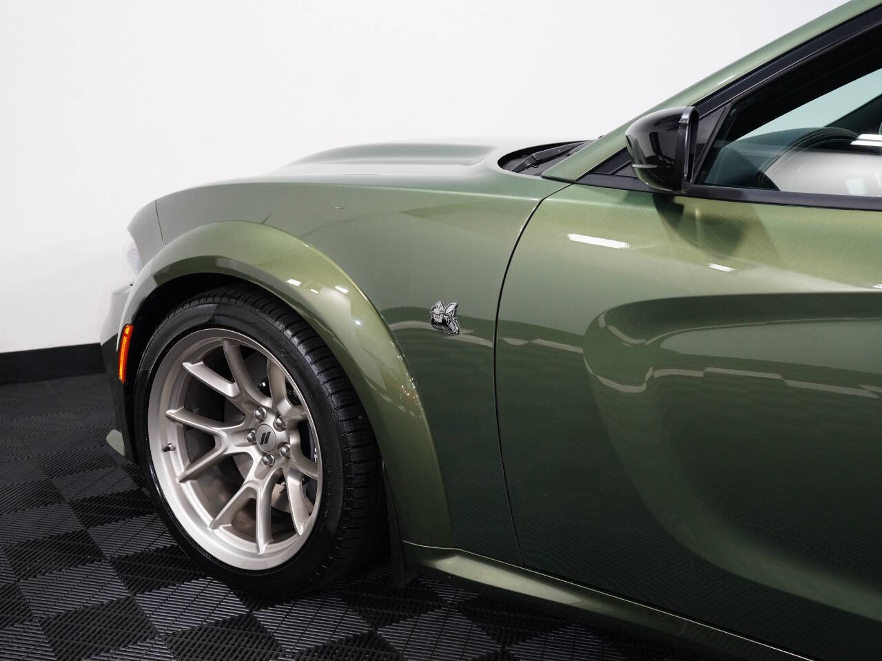 F8 GREEN, 2023 DODGE CHARGER Image 22