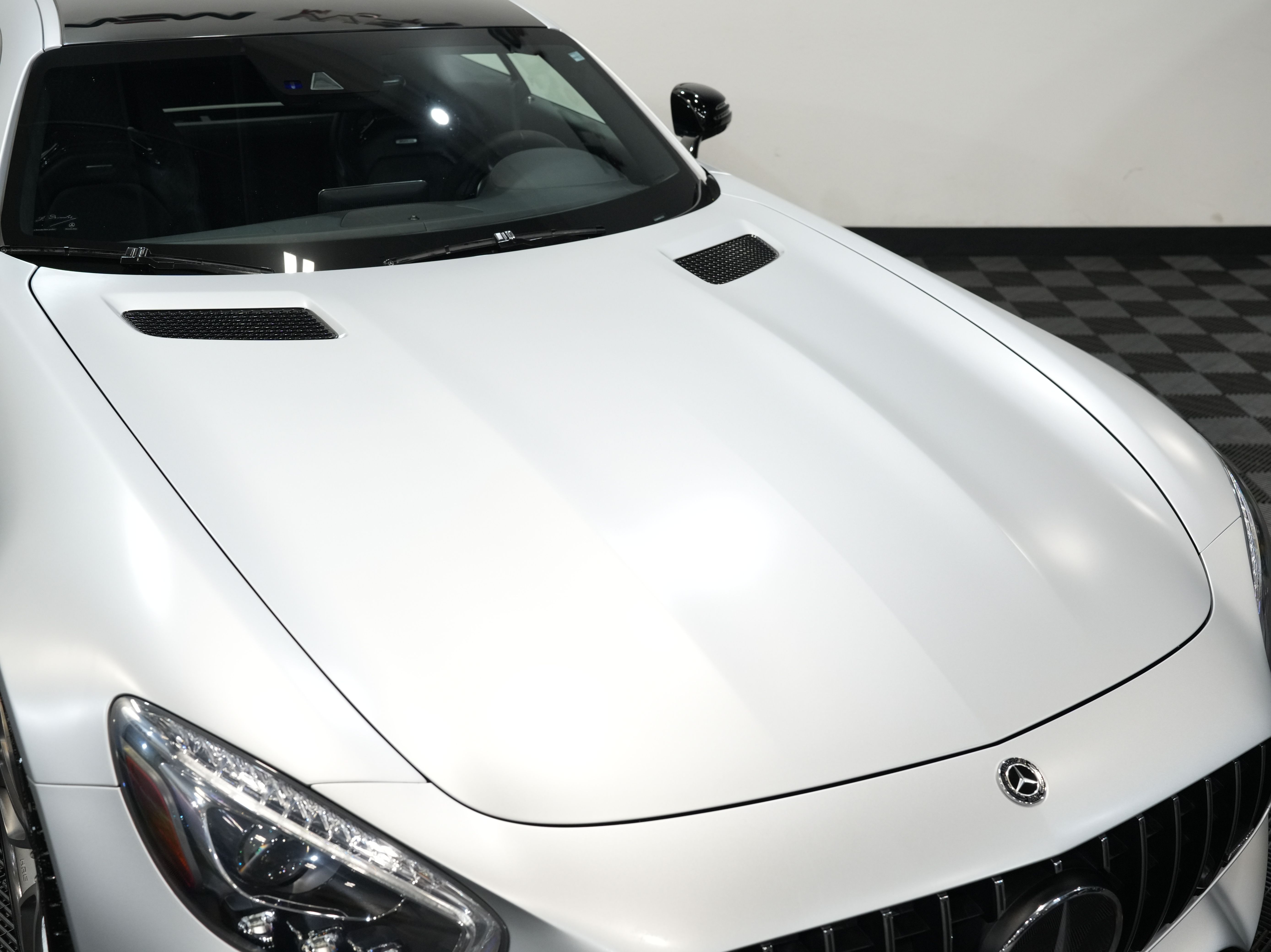 SILVER, 2018 MERCEDES-BENZ MERCEDES-AMG GT Image 13