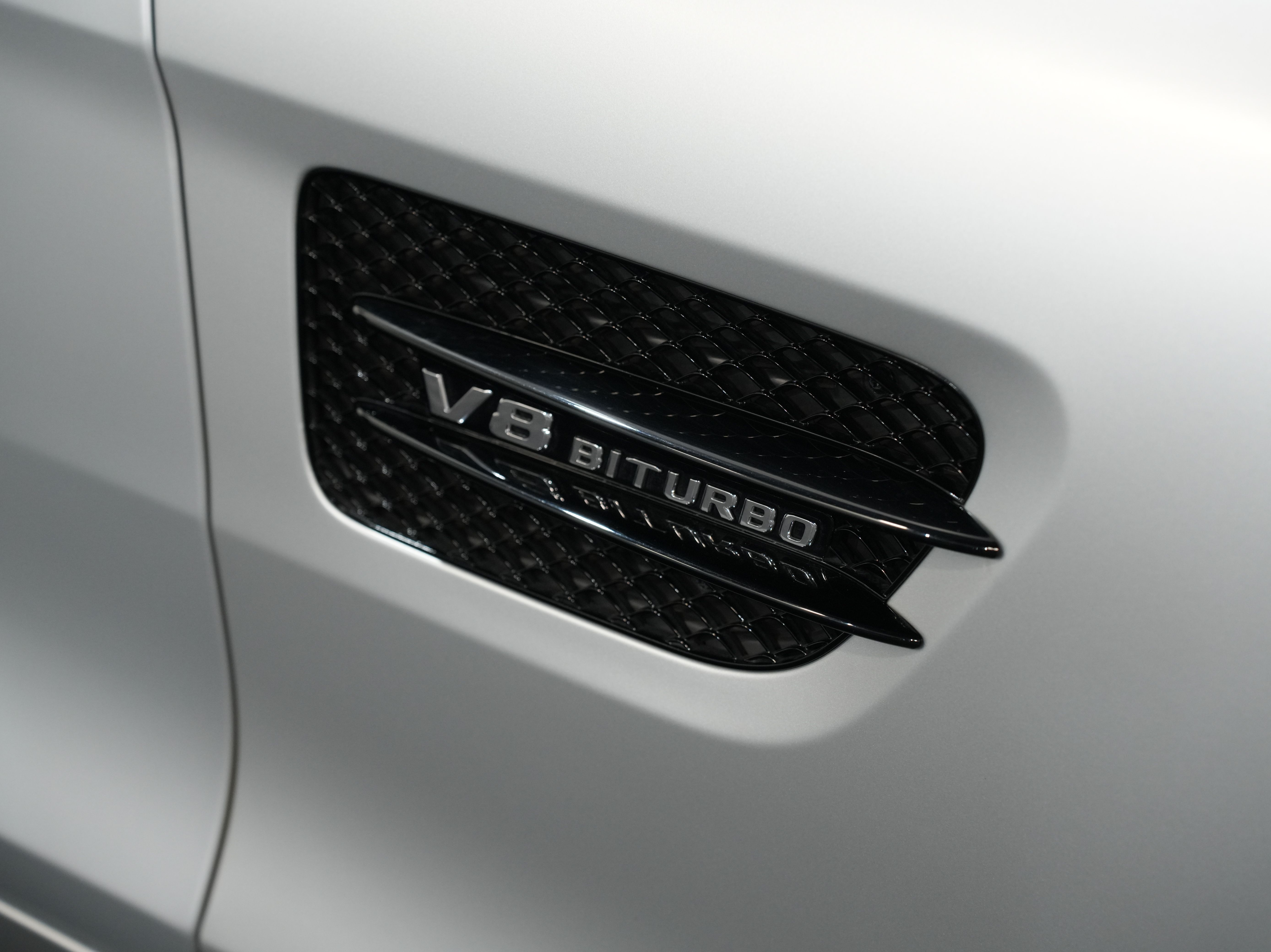 SILVER, 2018 MERCEDES-BENZ MERCEDES-AMG GT Image 14